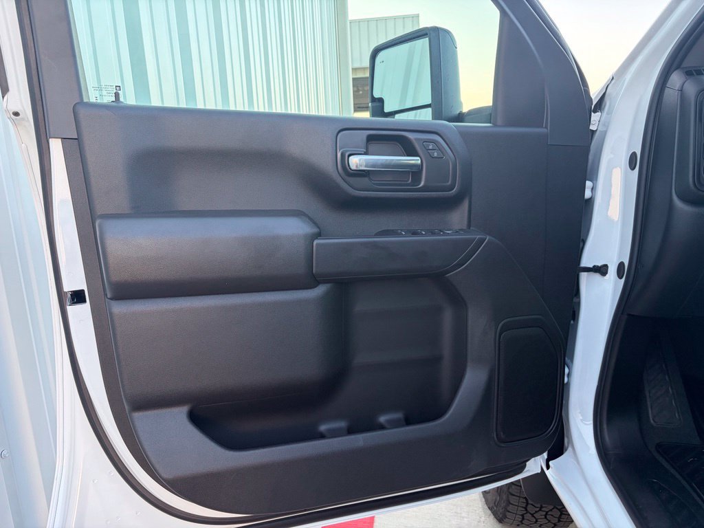 New 2026 Chevrolet Silverado 2500 Custom w/ Custom Value Package AWD/4WD image 12