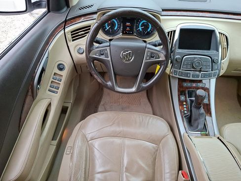 Used 2013 Buick LaCrosse Leather w/ Entertainment Package FWD image 11