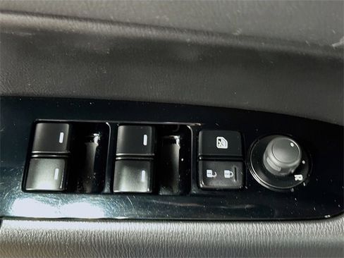 Used 2018 MAZDA CX-5 Touring w/ Preferred Equipment Package image 11