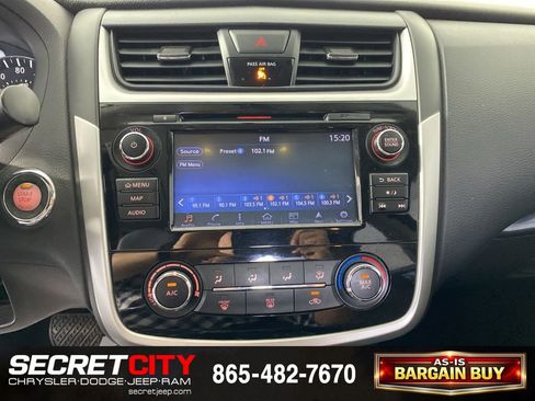 Used 2018 Nissan Altima 2.5 SR w/ SR Midnight Edition image 18