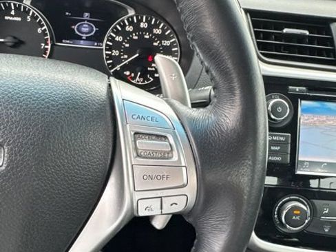 Used 2018 Nissan Altima 2.5 SR w/ SR Special Edition FWD image 16