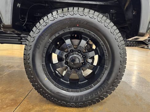 Used 2015 Ford F250 Lariat w/ Lariat Interior Package image 52