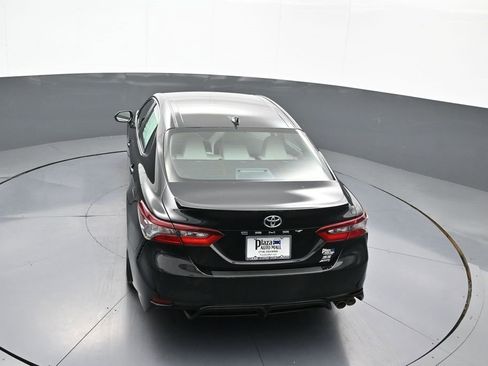 Certified 2022 Toyota Camry SE image 37