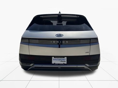 Used 2023 Hyundai Ioniq 5 SEL image 7
