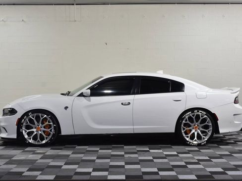 Used 2019 Dodge Charger SRT Hellcat w/ Harman/Kardon Audio Group RWD image 2