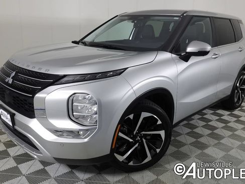 Used 2024 Mitsubishi Outlander SE FWD image 1
