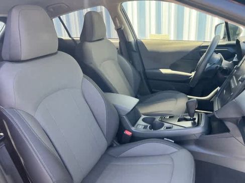 Used 2024 Subaru Crosstrek 2.0i AWD/4WD image 21