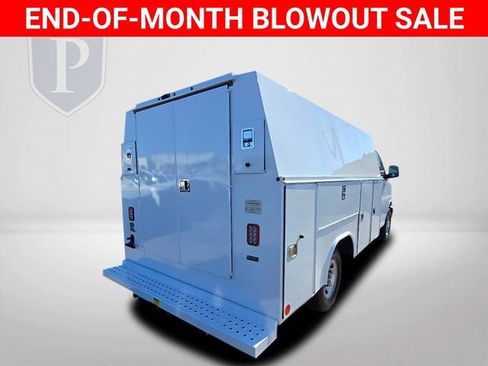 New 2025 Chevrolet Express 3500 w/ Power Convenience Package RWD image 7