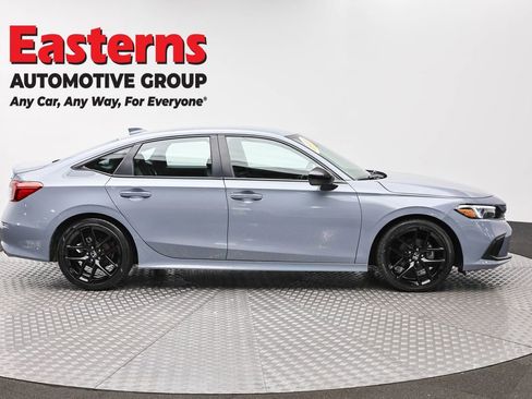 Used 2024 Honda Civic Sport image 4