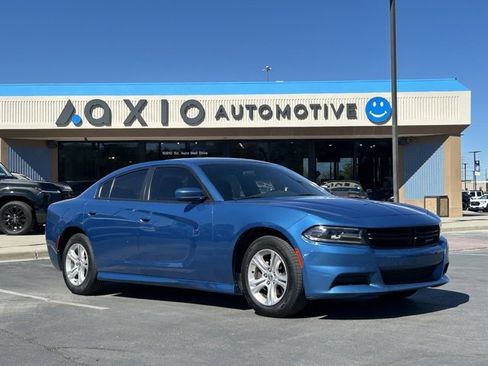 Used 2020 Dodge Charger SXT w/ Cold Weather Package image 1