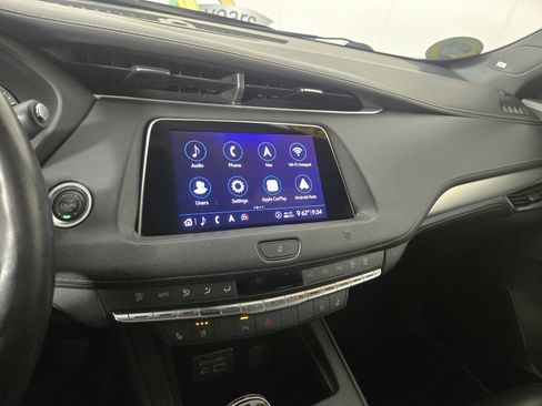 Used 2020 Cadillac XT4 Premium Luxury w/ LPO, Midnight Sport Package FWD image 21
