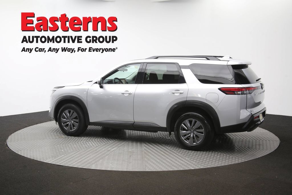 Used 2025 Nissan Pathfinder SV FWD image 66
