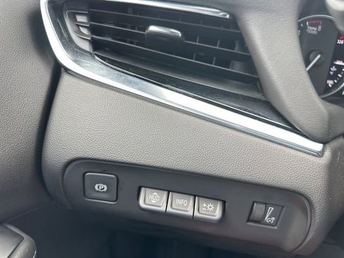 Used 2024 Buick Enclave Avenir w/ Avenir Technology Package FWD image 38