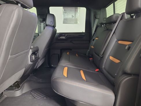 Used 2024 GMC Sierra 3500 AT4 w/ AT4 Premium Plus Package image 21
