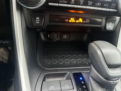 Used 2024 Toyota RAV4 LE image 28