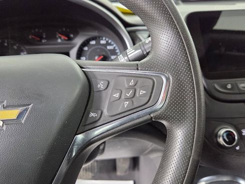 Used 2023 Chevrolet Malibu LT FWD image 17