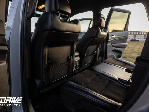 Used 2021 Jeep Grand Cherokee Laredo X image 17