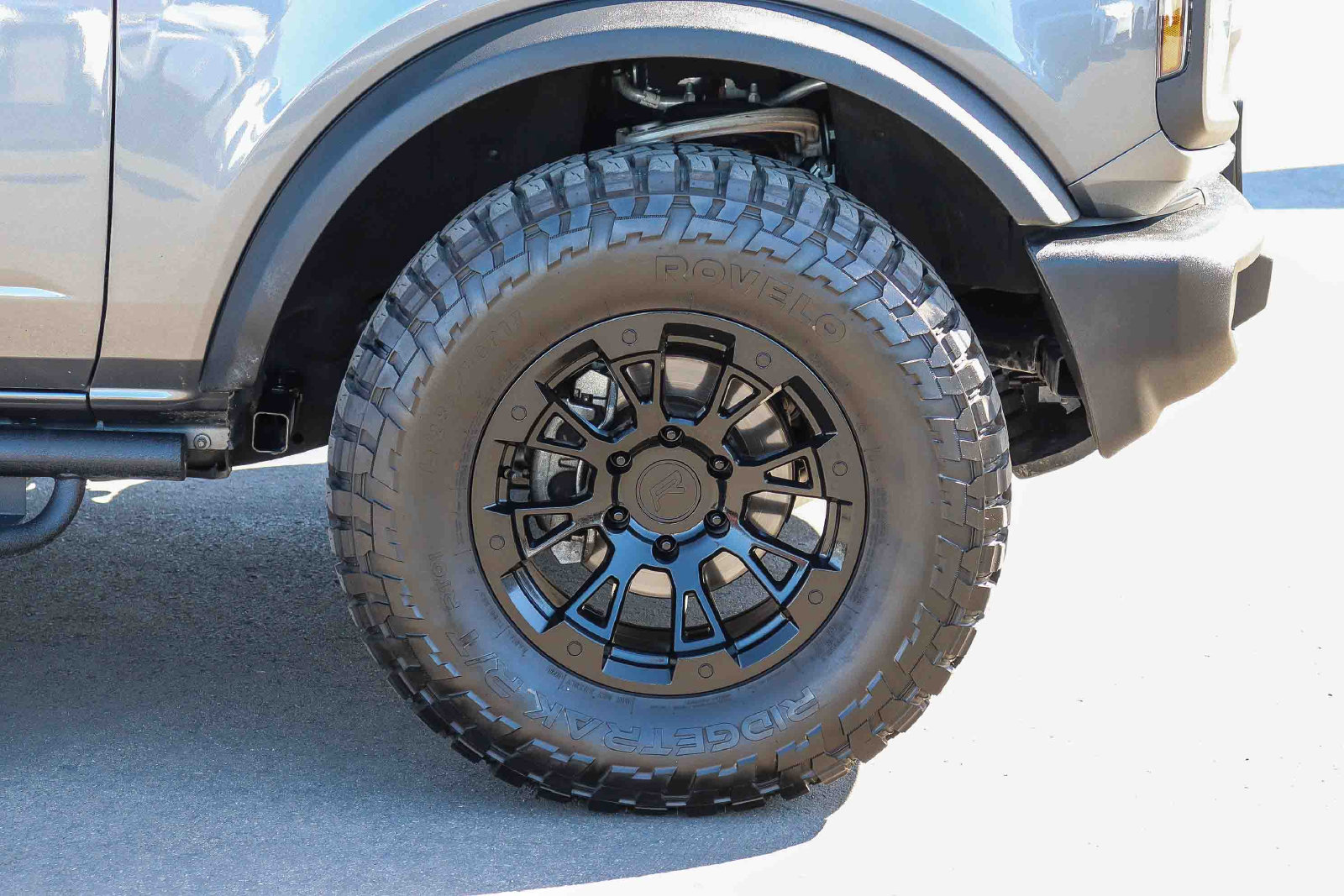 Used 2025 Ford Bronco 4-Door AWD/4WD image 10