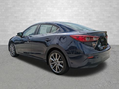 Used 2018 MAZDA MAZDA3 Touring FWD image 4