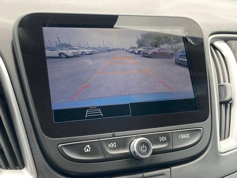 Used 2025 Chevrolet Malibu LT FWD image 24