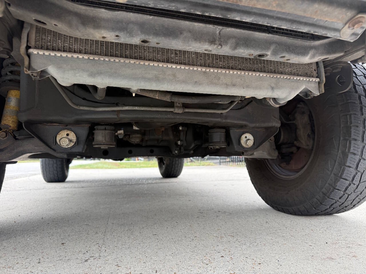 Used 2001 Toyota 4Runner SR5 AWD/4WD image 36