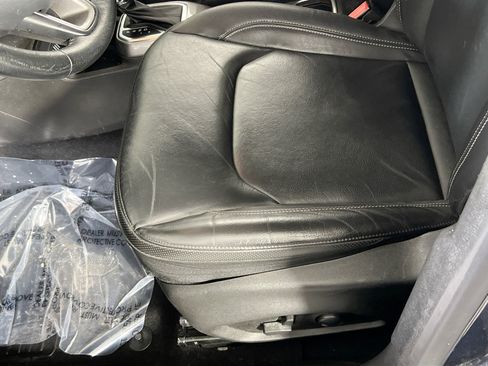 Used 2022 Jeep Renegade Limited image 19