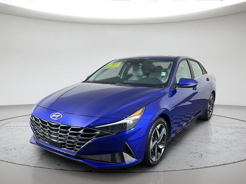 Used 2023 Hyundai Elantra Limited FWD image 13