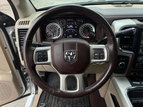 Used 2016 RAM 2500 Laramie w/ Convenience Group image 29