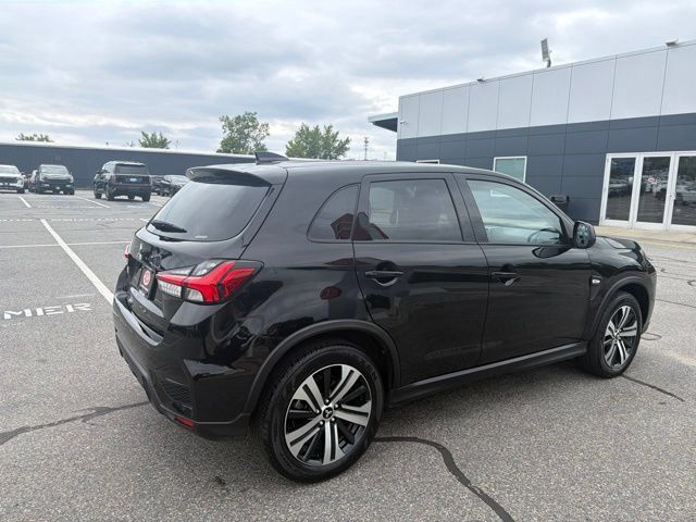 Used 2026 Mitsubishi Outlander Sport AWD image 5