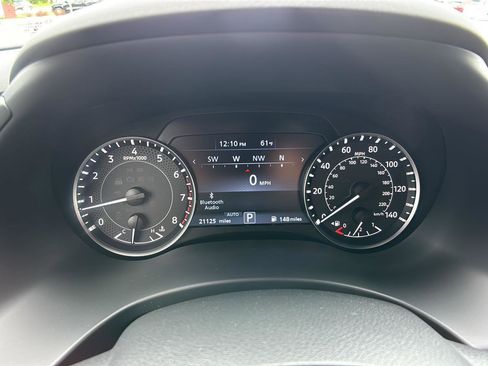 Used 2022 Nissan Armada SL w/ Midnight Edition Package AWD/4WD image 3
