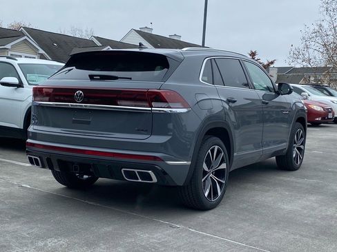 New 2026 Volkswagen Atlas Cross Sport SEL Premium R-Line image 3