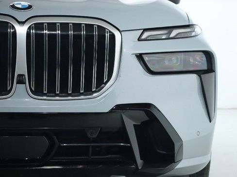 Certified 2024 BMW X7 xDrive40i w/ M Sport Package image 42