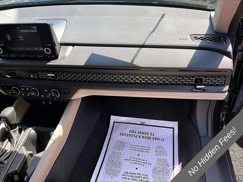 Used 2023 Honda Accord EX image 12