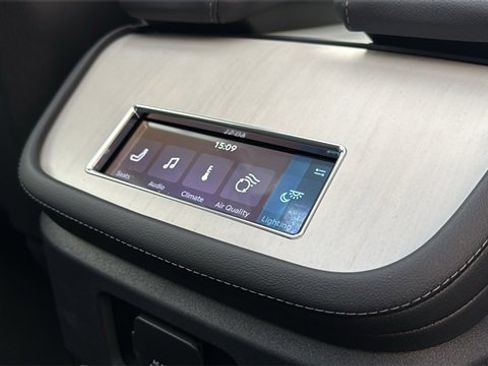 New 2026 Lincoln Navigator L Reserve w/ Jet Appearance Package image 12