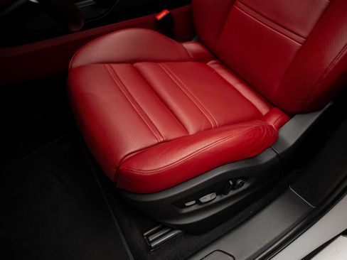 Used 2022 Porsche Cayenne GTS AWD/4WD image 65