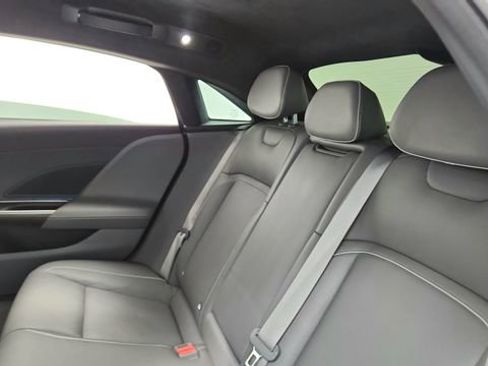 Used 2024 Lucid Air Touring image 29