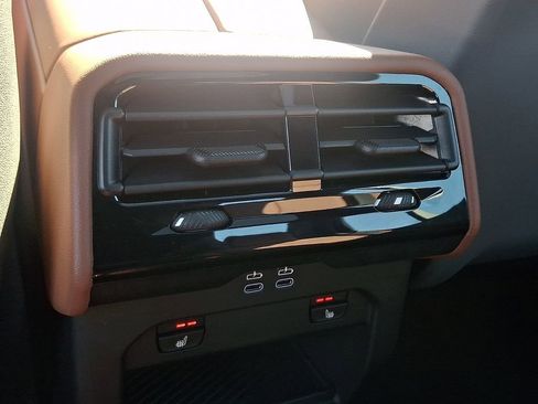 Certified 2026 BMW i5 eDrive40 w/ Executive Package image 11