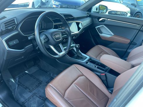 Used 2023 Audi Q3 2.0T Premium w/ Convenience Package image 25