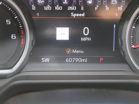 Used 2021 Chevrolet Tahoe Premier w/ Premium Package image 12