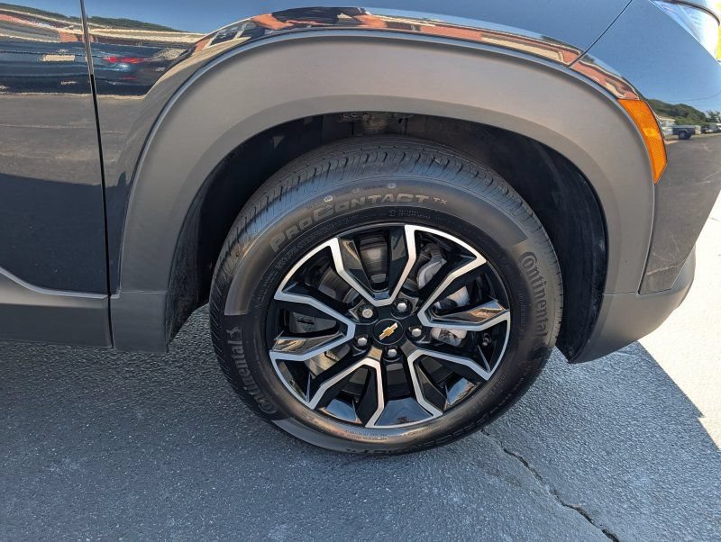 Used 2021 Chevrolet TrailBlazer ACTIV w/ Convenience Package FWD image 30