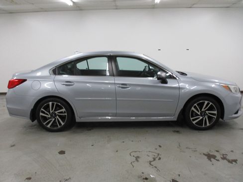 Used 2017 Subaru Legacy 2.5i Sport image 8