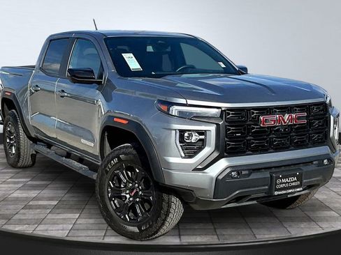 Used 2025 GMC Canyon Elevation w/ Convenience Package image 4