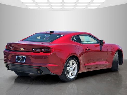 Used 2023 Chevrolet Camaro LT image 4