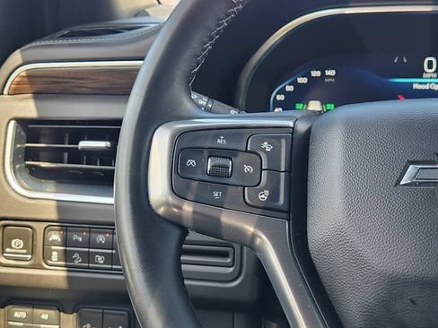 Used 2023 Chevrolet Tahoe Z71 w/ Luxury Package AWD/4WD image 28