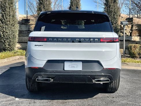 New 2026 Land Rover Range Rover Sport SE image 4