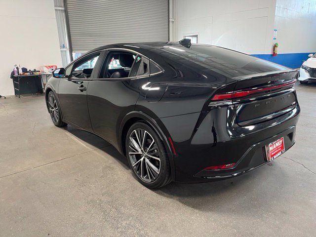 Used 2023 Toyota Prius Limited FWD image 5