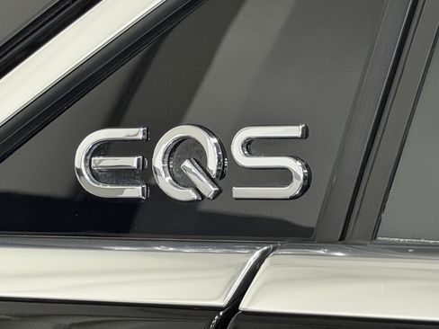 Certified 2023 Mercedes-Benz EQS 580 4MATIC SUV image 40