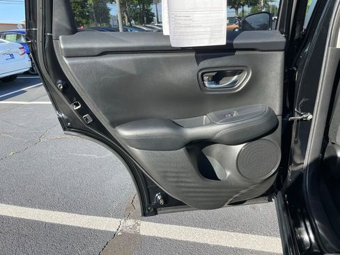 Certified 2023 Honda HR-V LX image 39