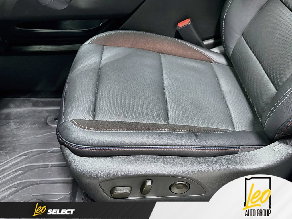 Used 2026 Chevrolet Equinox EV RS w/ Convenience Package II FWD image 21