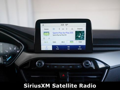 Used 2021 Ford Escape SE w/ Cold Weather Package image 5